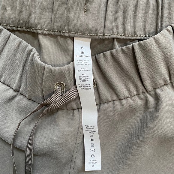 Lululemon Joggers - Picture 4 of 4